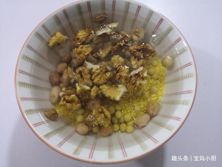 入秋|入秋后豆浆,四种食材巧搭配,好喝味美大脑好,学生更需要