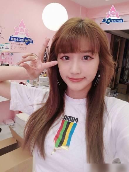  唯一|王俊凯唯一关注的《创造营》选手，不是张艺凡，而是她的对手！