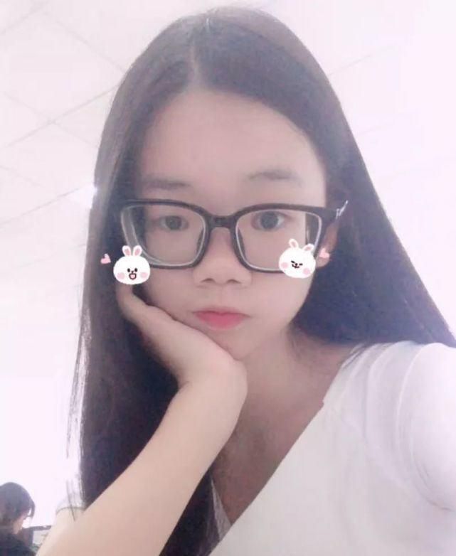 沉入|【每日一句】?????夕阳沉入大海，随后夜幕降临了。