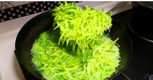 萝卜|萝卜包饺子,原来这么好吃,调馅有秘诀,比三鲜和肉馅都好吃,香