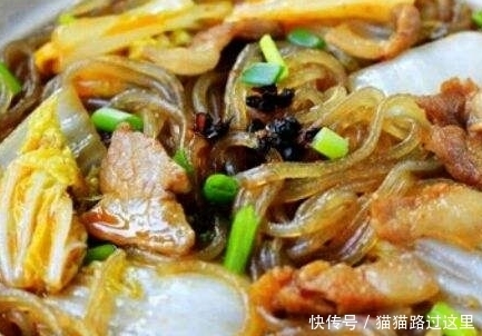 人间|炖一锅家常菜，吃上一口香喷喷，可以说是天作之合之——人间美味