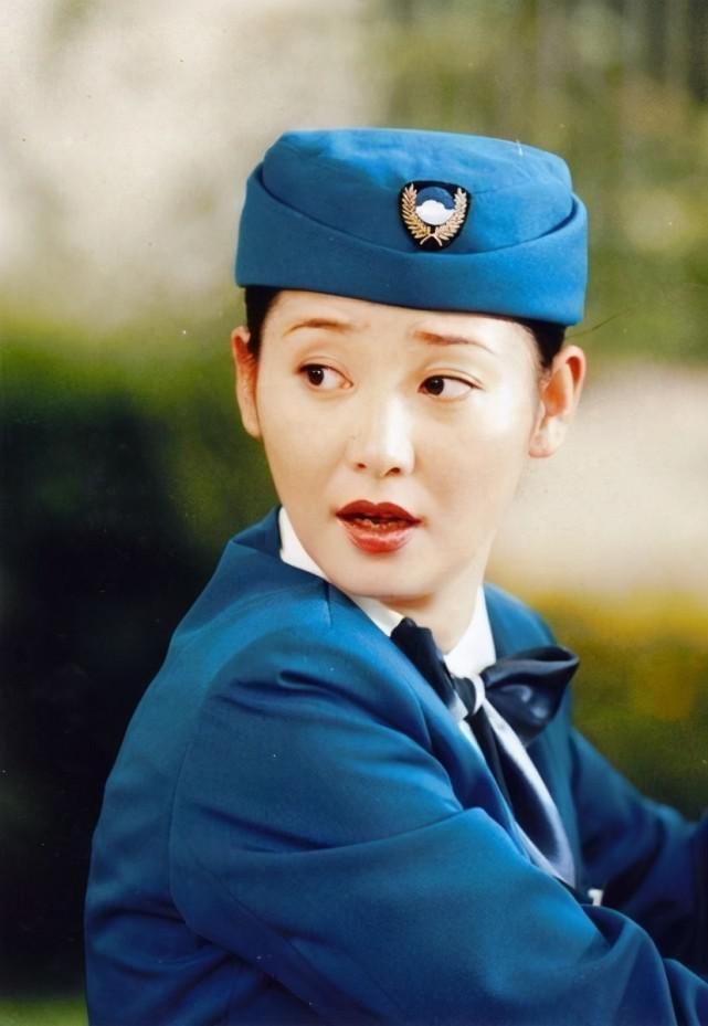 来说|年龄，对于许晴来说，不是束缚，而是成熟的标志，就像一朵开到最美的牡丹