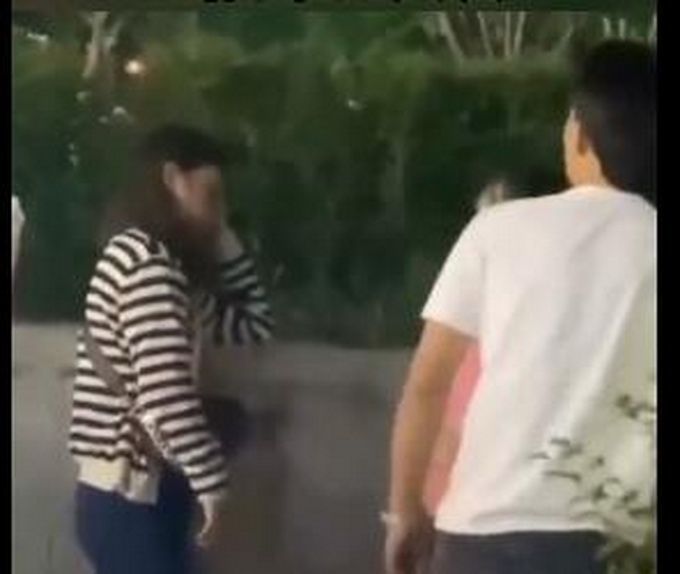 此前|“你还让我活吗？”男子因房子彩礼当街暴打女友，此前疑遭女方家人打