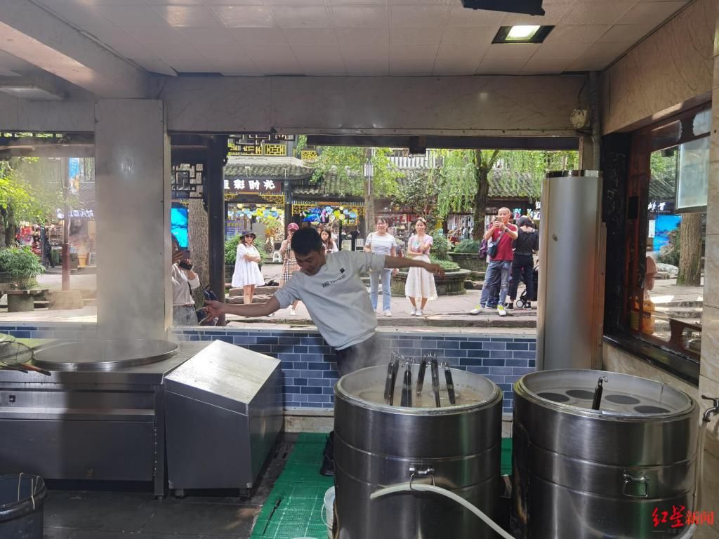 拉面|三年里从红到凉妖娆“拉面哥” ：做一个普通人比较好