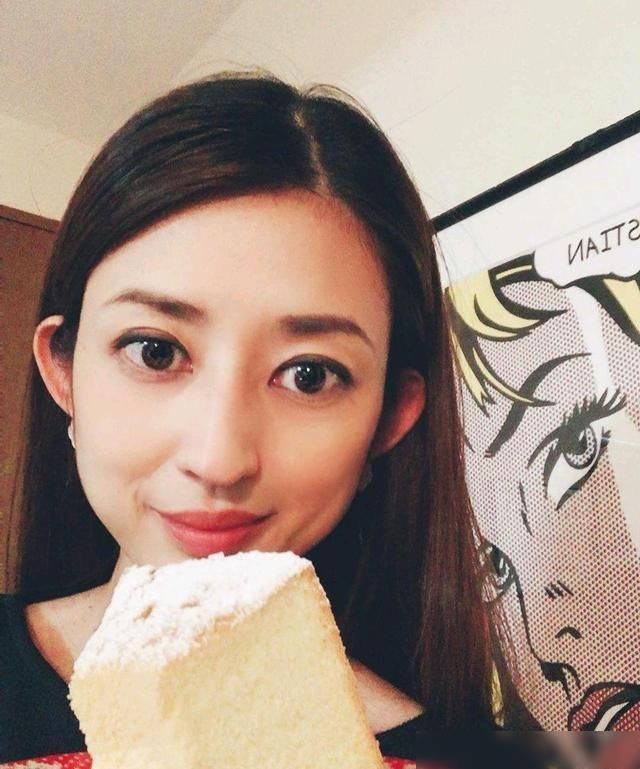  红极一时|小泽真珠：日本红极一时的玉女掌门人，逆天美貌只是她的一部分