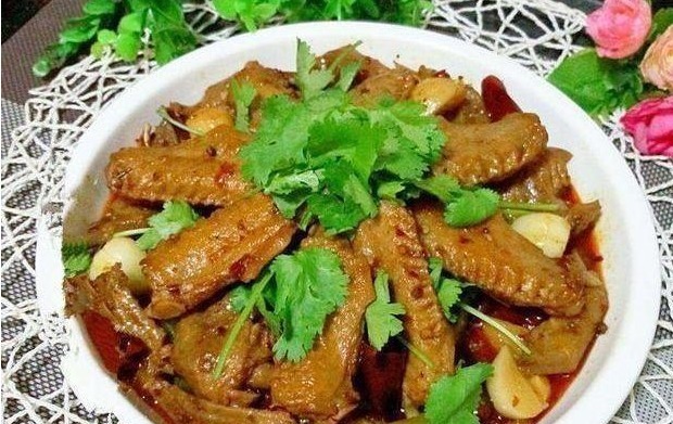 鸡爪|分享几道美味的家常菜,家里经常做着吃,每次汤汁都不剩