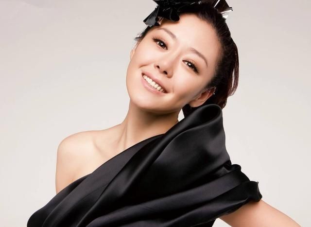 张韶涵|当年差点能成歌后,碾压张韶涵揽大奖,后来跟张韶涵没法比