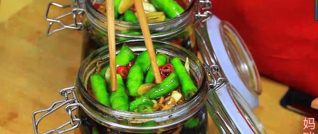  配方|腌辣椒，还是这个方法最好吃，妈妈用了40年的配方，下饭夹馍特香