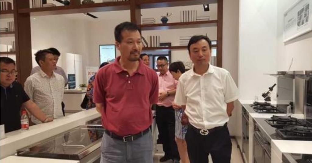  阮立平|佛系老板：一个产品做了25年，企业市值990亿，产品人人都用过！