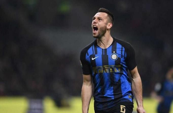  疯狂|疯狂0-0！意甲争冠热门轰然崩盘！苦吞两连平，尤文隔空收大礼