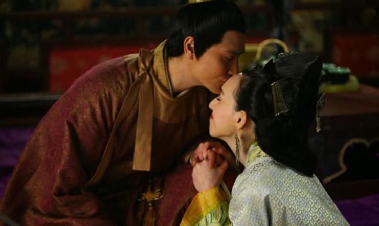 超过|南宋最厉害权臣：不仅权势超过秦桧，废立皇帝，竟然还跟皇后有私情！