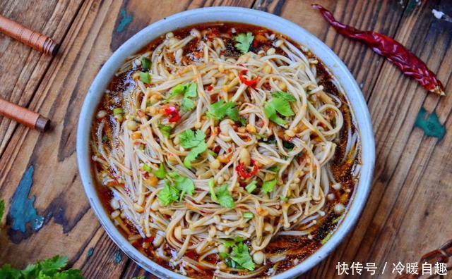 牛羊肉|入秋后最该吃的不是牛羊肉而是它，五块钱一大盘，五分钟就光盘