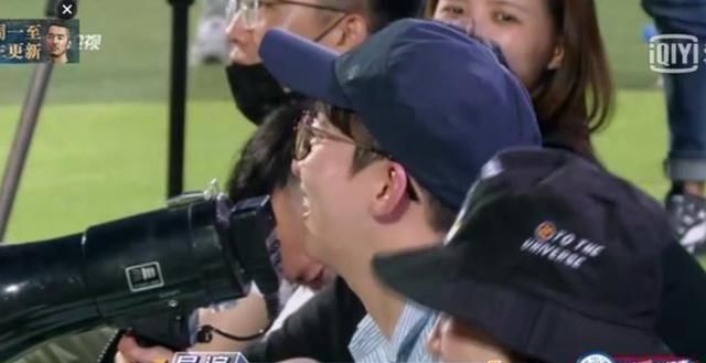  作到|跑男历史上最作的男嘉宾，娘里娘气作到停不下来，导演都看不下去