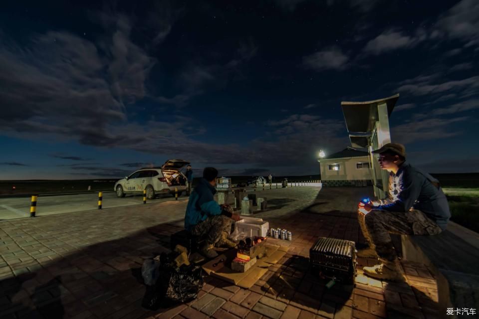 风雨雷电|贝子庙+中蒙边境+草原露营 乌珠穆沁 风雨雷电绿浪秘境行路书