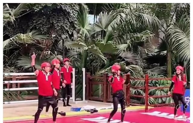  麒麟|跑男最新看点：郭麒麟吐槽郑恺酒品差，蔡徐坤跳舞敷衍被网友抓包