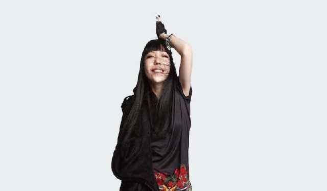  姑娘|90后姑娘吴莫愁被“移出”娱乐圈，时代淘汰一个人从来不会打招呼