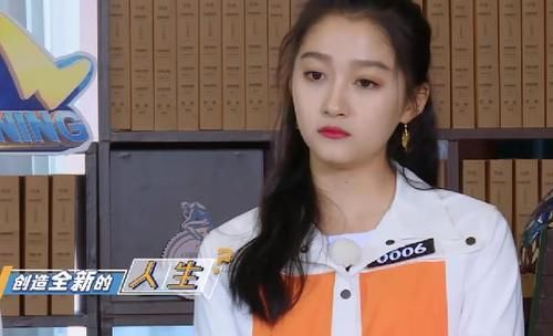  节目|叫“关晓彤”不亲切，“晓彤”又不合辈分，谁注意郭麒麟的叫法？