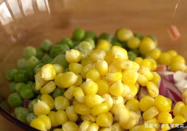 鲜香|创意南瓜饼做法：不用蒸不用烙，鲜香又拉丝，比披萨简单还好吃