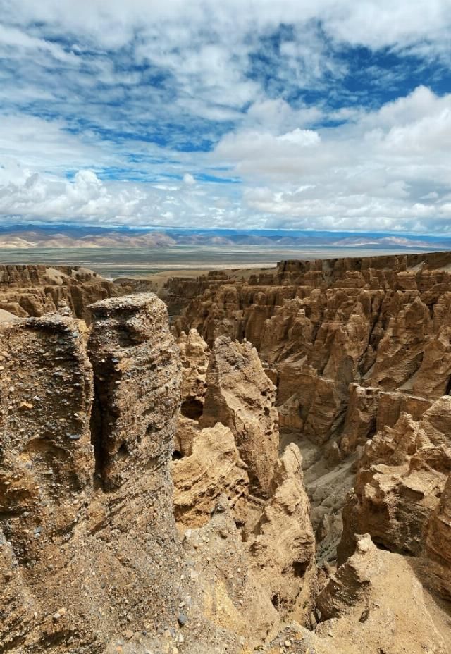  天国|地球上的又一伤口，黄沙中的喀斯特天国，真正的“化腐朽为神奇”