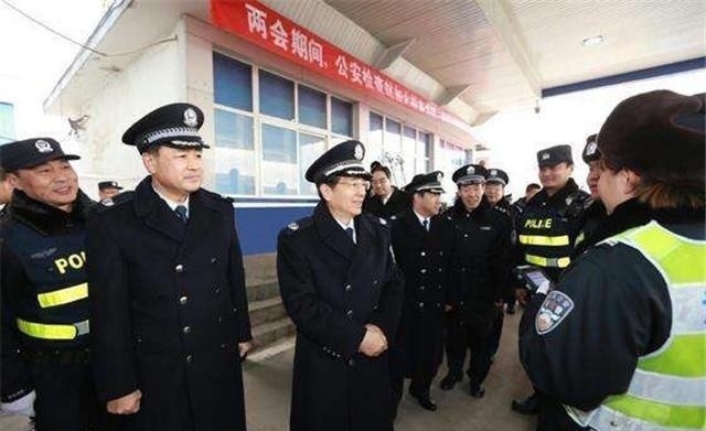 警察|为何“公安部长”要由“国务委员”兼任说出来你可能不信