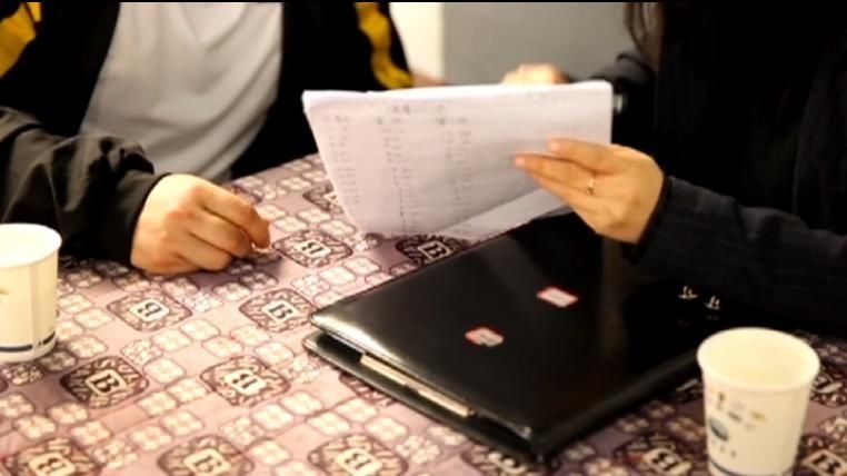 女子|已婚女子遇“真爱”，男子一句话让其被骗30多万：我真实身份是领导