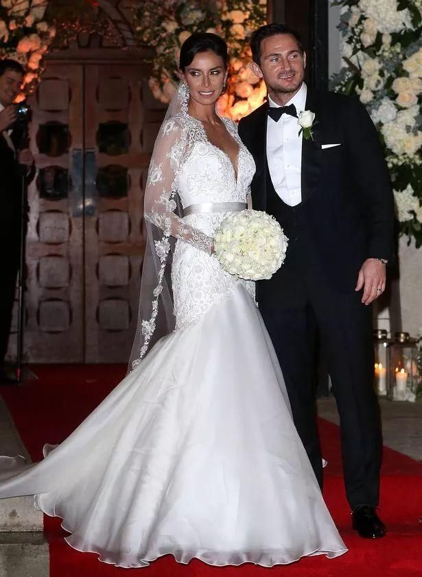 男人|两个女人的战争？中年男人的爱情？这是伦敦男人兰帕德的故事