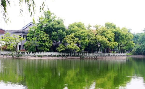  宁波|宁波月湖公园，半城名胜半城湖