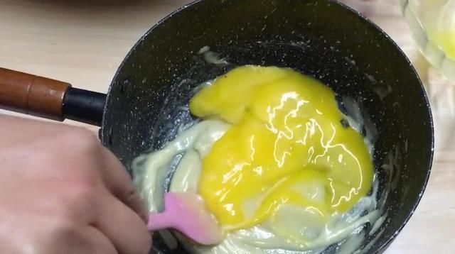  蛋糕|教你做蛋糕小秘诀，香甜软糯，跟着步骤来，新手一次就能成功