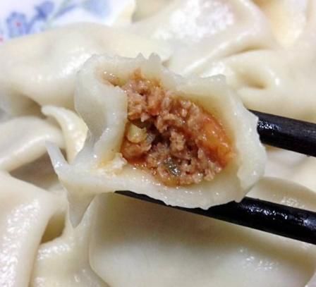  馅料|调饺子馅不要错放这个料，好多人喜欢放，难怪饺子不好吃，有怪味