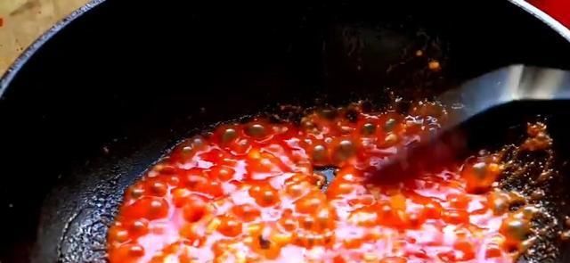  鲜嫩|鲤鱼还可以这样做，吃起来口感丰富，鲜嫩爽滑