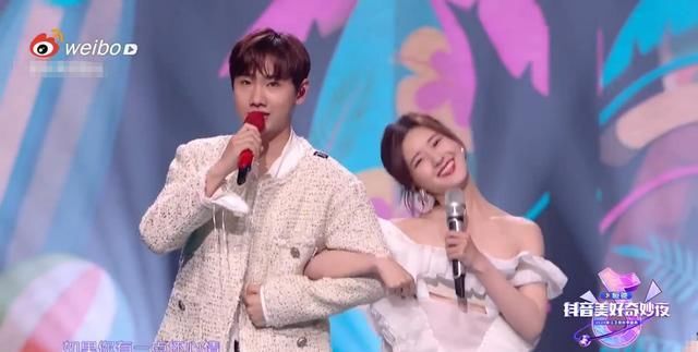  金鹰女神|撞晚会？抖音奇妙夜VS金鹰开幕式，一个万众期待一个糊成一地！