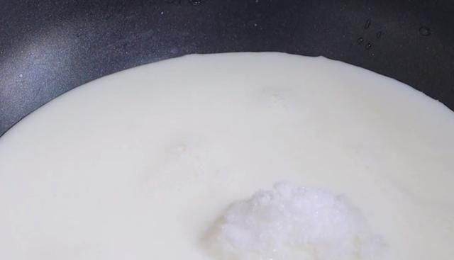  抢光|火龙果别只会直接吃了，加一袋牛奶，没想到这么好吃，上桌就抢光