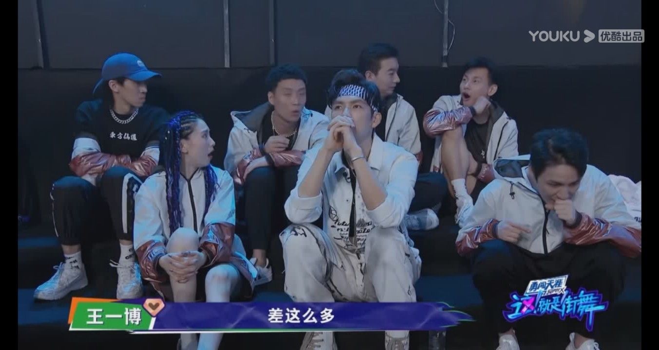  舞台|《舞街3》水舞台失败遭差评，整体观感凌乱又邋遢，多位舞者受伤