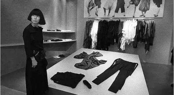  黑色|川久保玲：永远不想失去反叛的能力