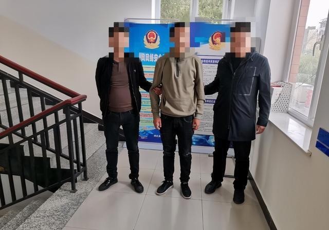 大队|靖边公安巡特警大队一日内抓获三名盗窃、一名外省在逃人员