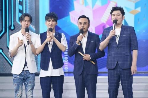  电视|热门电视综艺排行：《快本》第2，《中餐厅》第3，榜首能够登顶还多亏了他