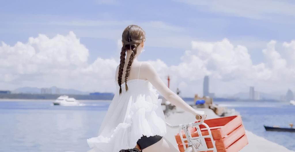  写真|baby海边清新写真，美回18岁，画面感像极日本动漫女主，你确定不看吗