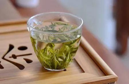 家里|家里的茶有茶梗，叶子老，这种茶叶不好吗？