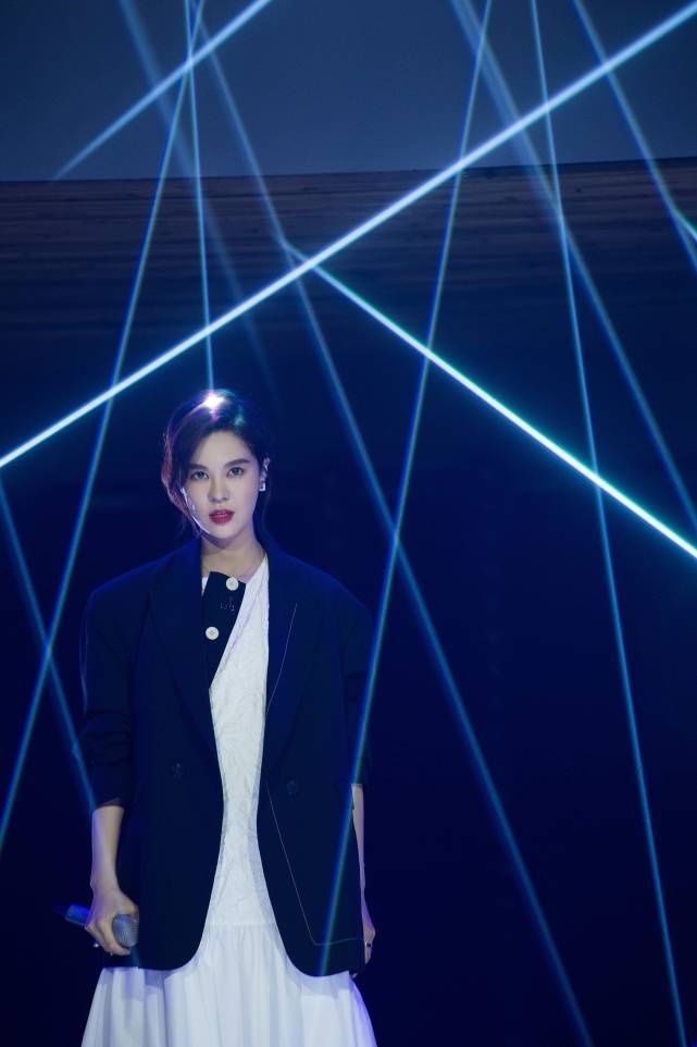  档节目|《浪姐》快收官，播出至今，她才是唯一没被骂过的姐姐吧