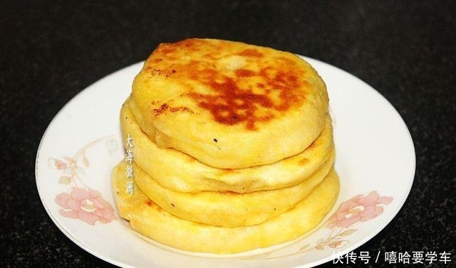 初二|初一饺子初二面,初三宅在家里烙合子,平平安安过大年