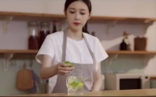  结婚|第二个方媛？潘玮柏突然公布结婚，网曝女方已怀孕快生了