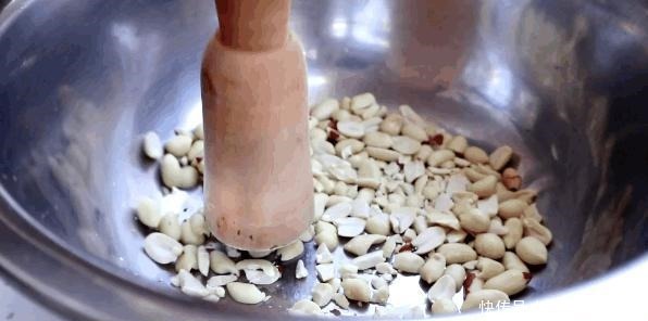 油条|早餐,别总吃包子油条,这点心也不错,软糯香甜,每一口都有惊喜