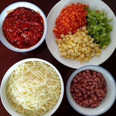  蔬菜|火腿丁蔬菜馅披萨