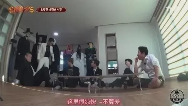  杨迪|下跪的杨迪，也救不回《青春环游记2》！