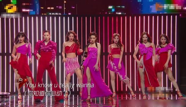 姐姐|《情人》舞台超惊艳,姐姐们的感情真好,全员为万茜设计左手跳舞