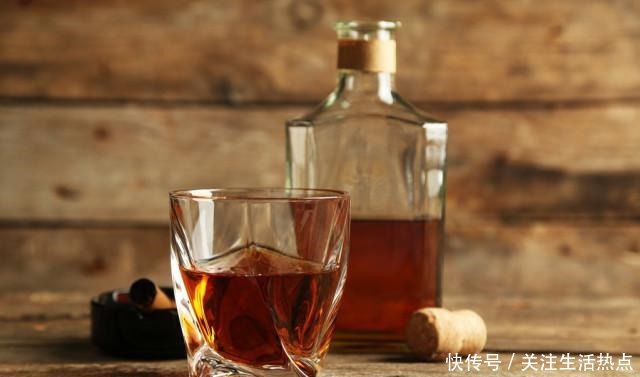 新手酒吧|你知道去酒吧怎么点酒吗一分钟教你伪装成酒场老手