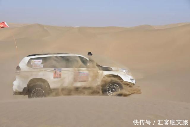 自驾|憋疯了!15条醉美新疆自驾线,正适合七八月挑一条出发!