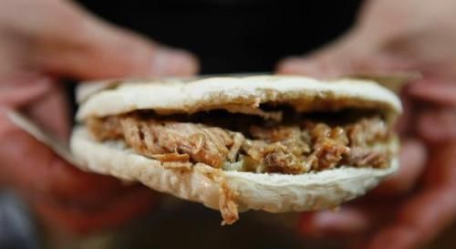 老外|老外给中国小吃取的“洋名字”,听着就很高端,真是脑洞大开