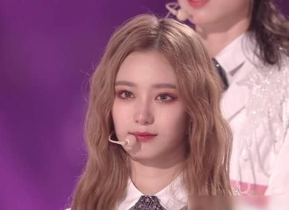  黄子韬|成团夜徐艺洋哭了，黄子韬懵了，张艺凡你又怎么了？