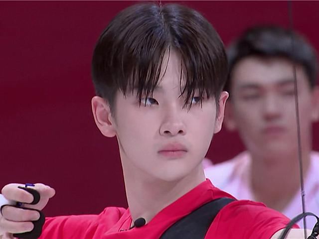  任豪|《超新星运动会》排名，周震南与希林小组第一，赵粤任豪默契满分